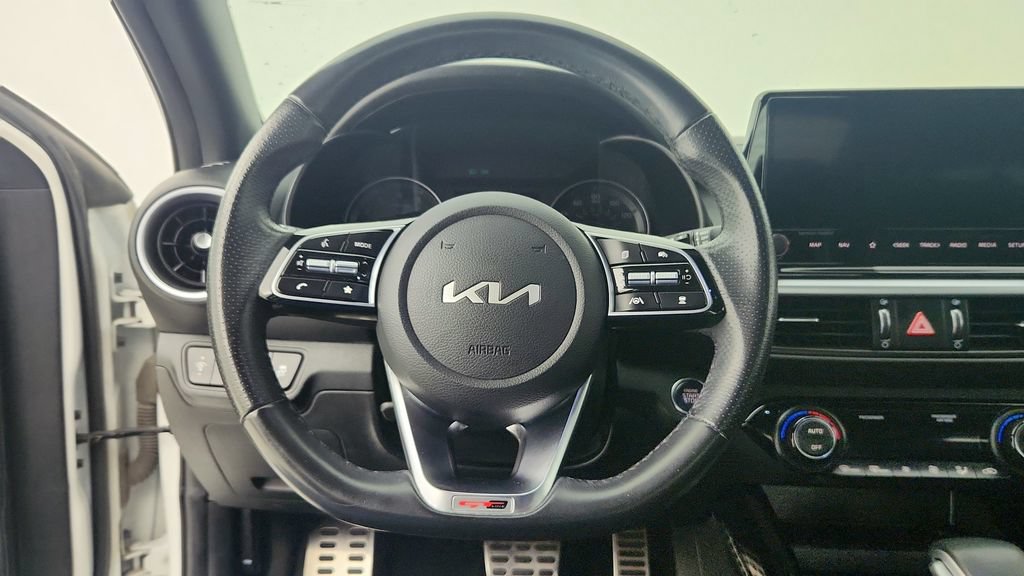 Used 2024 Kia Forte GT-Line w/ GT-Line Premium Package FWD image 19