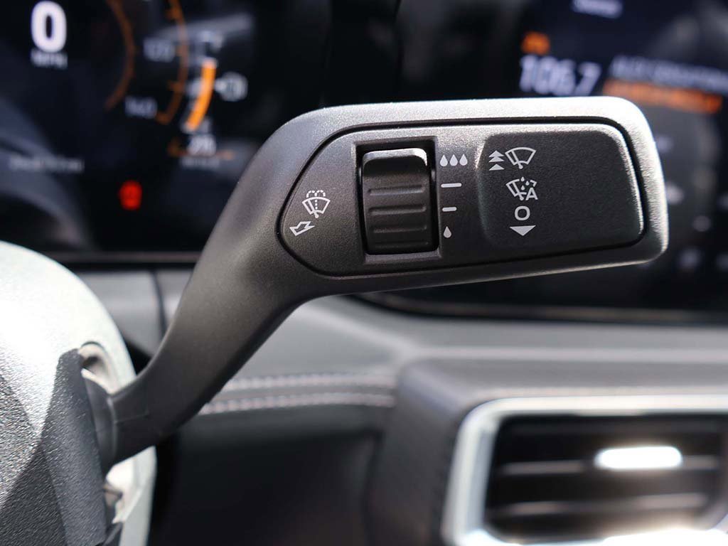 Used 2025 Ford Mustang Premium image 41