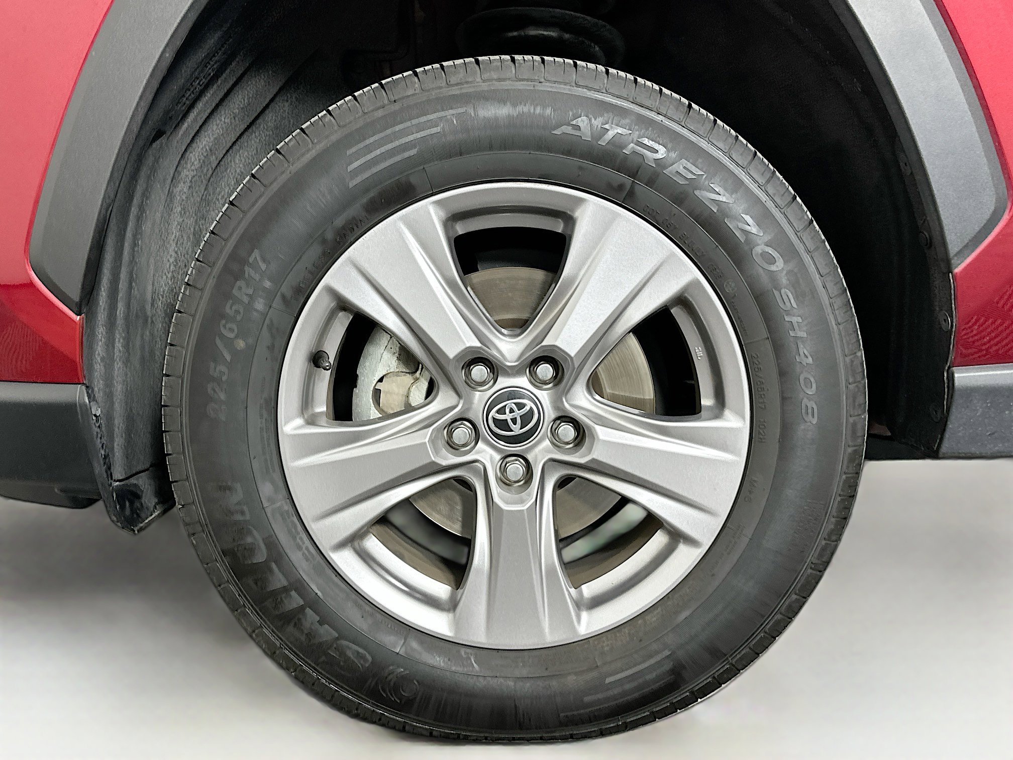 Used 2023 Toyota RAV4 XLE image 11