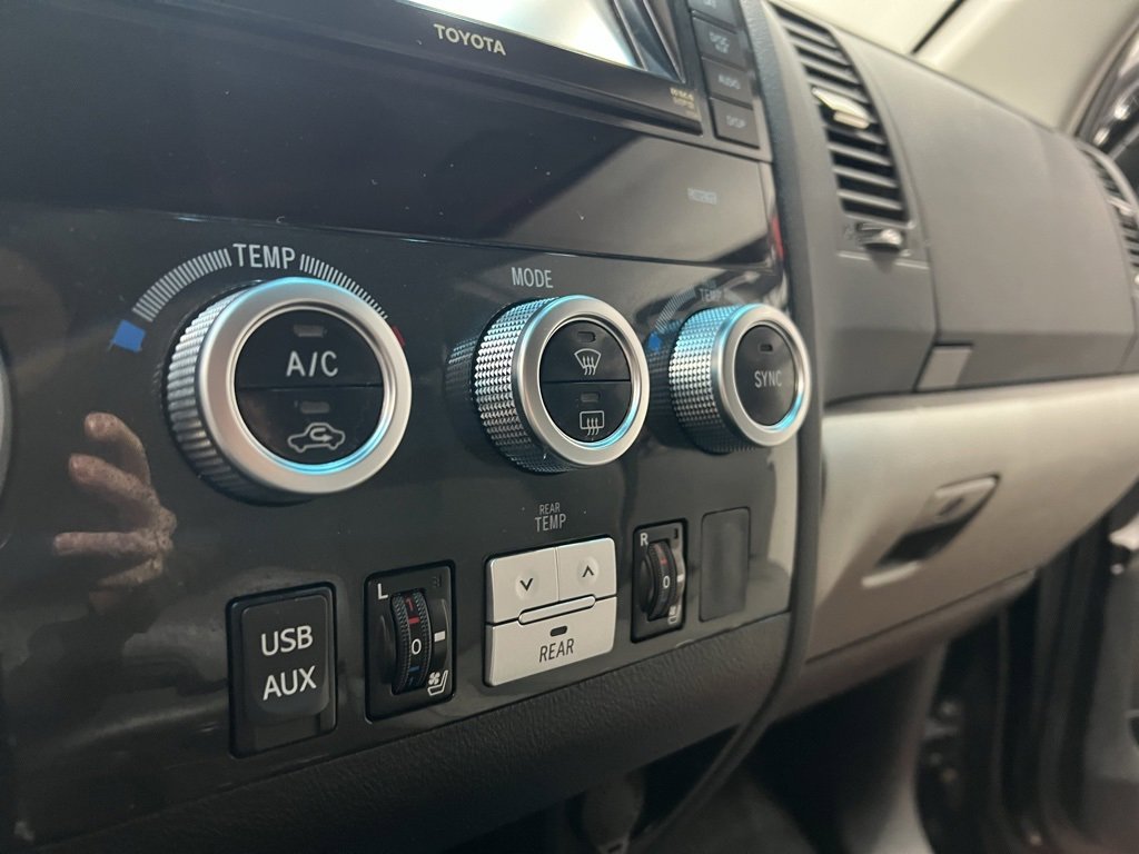 Used 2012 Toyota Sequoia Platinum image 44