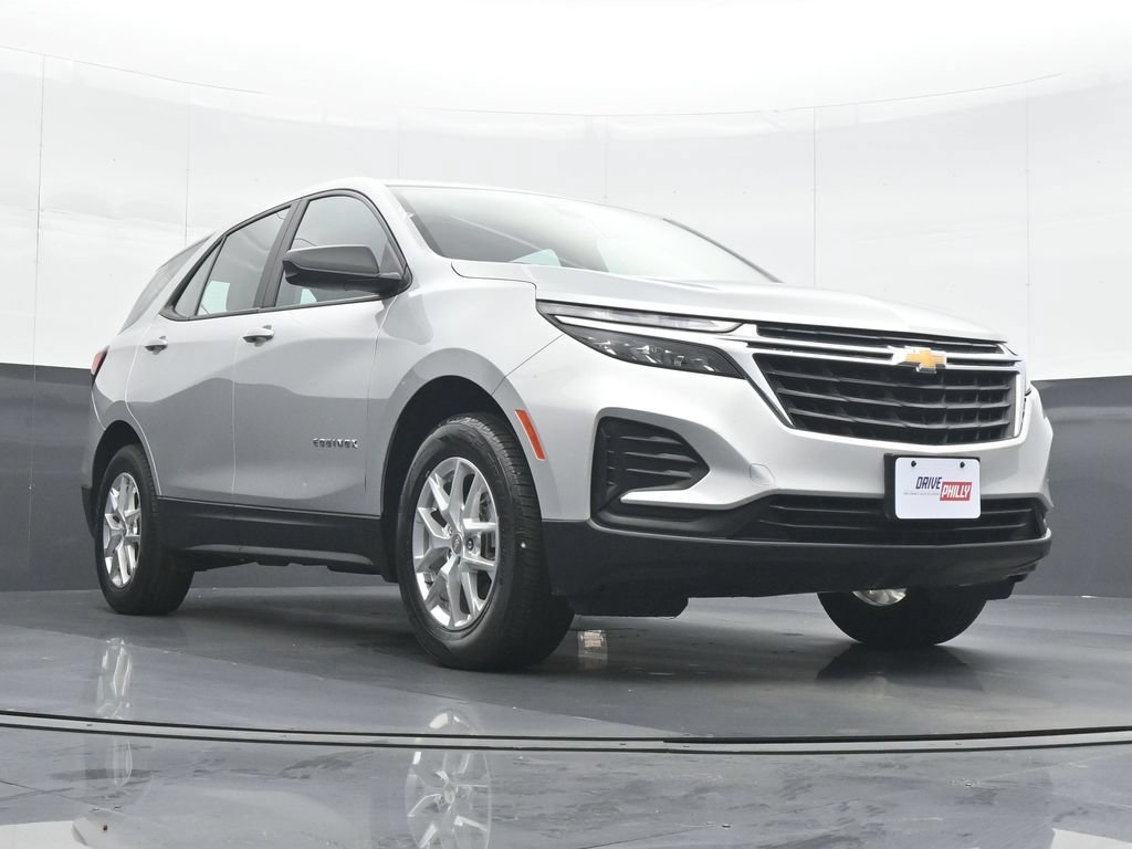 Used 2022 Chevrolet Equinox LS AWD/4WD image 24