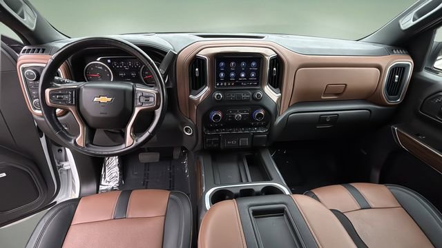 Used 2021 Chevrolet Silverado 1500 High Country image 16