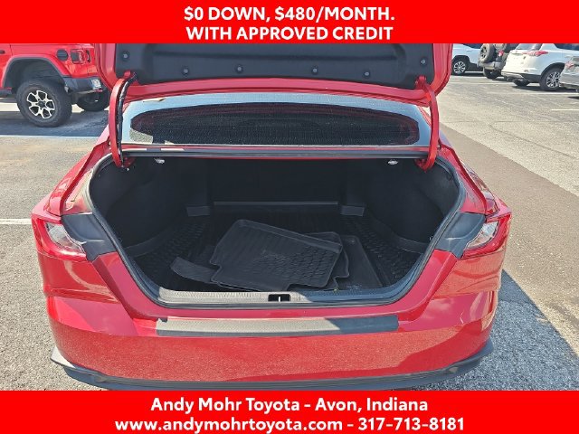 Used 2025 Toyota Camry SE FWD image 12