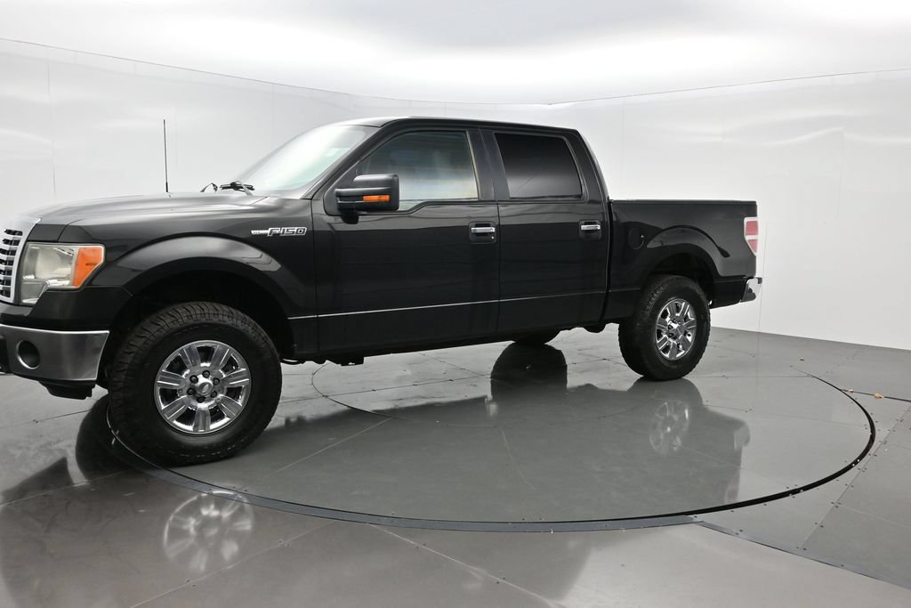 Used 2011 Ford F150 XLT w/ XLT Chrome Pkg AWD/4WD image 2