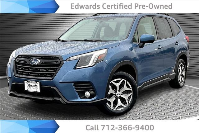 Used 2023 Subaru Forester Premium image 1