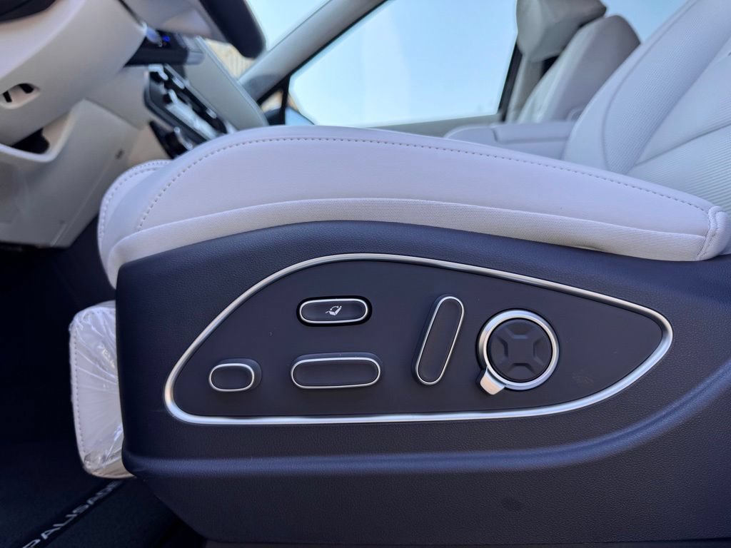 New 2026 Hyundai Palisade Calligraphy FWD image 9