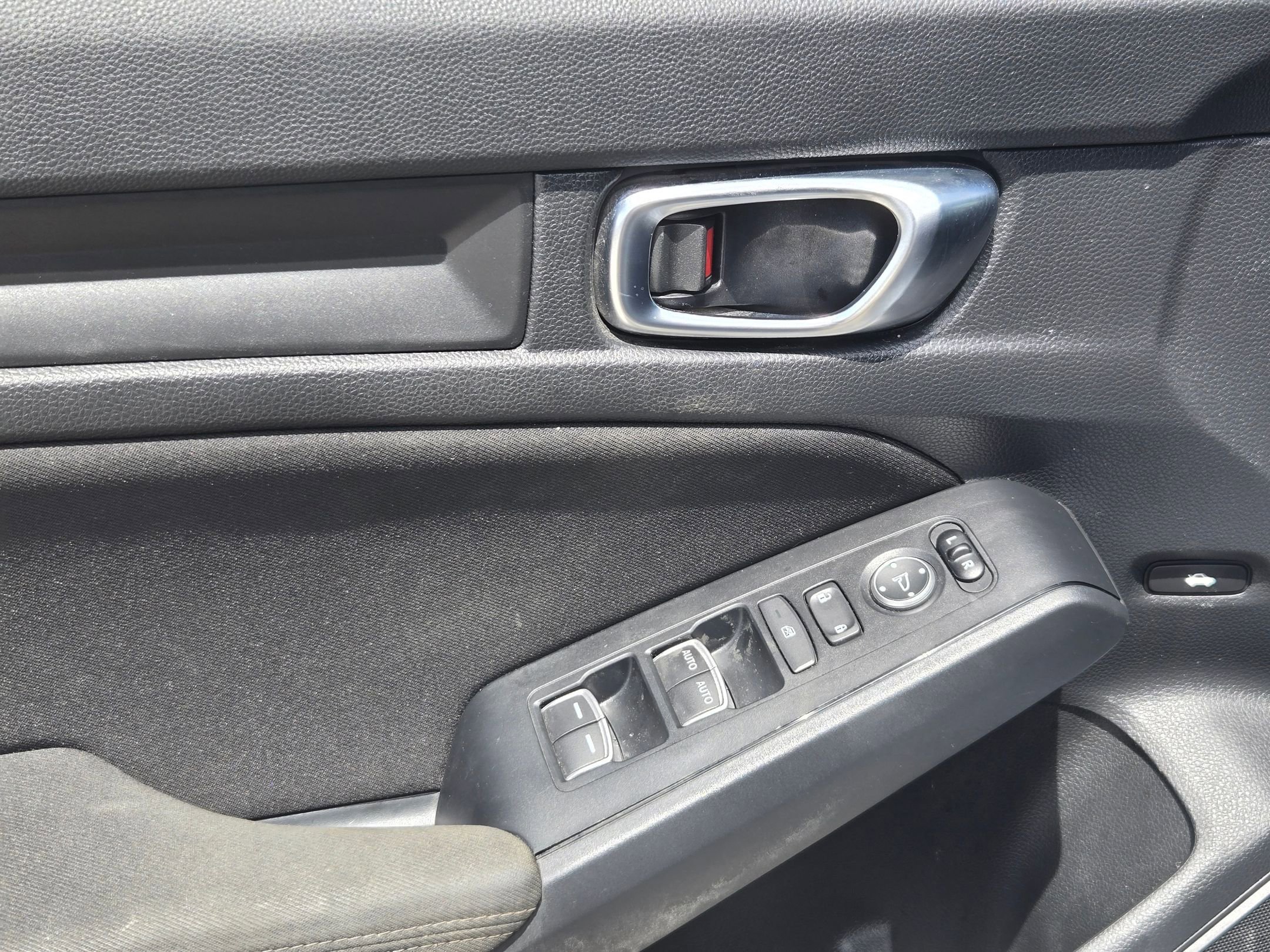 Used 2022 Honda Civic Sport image 11