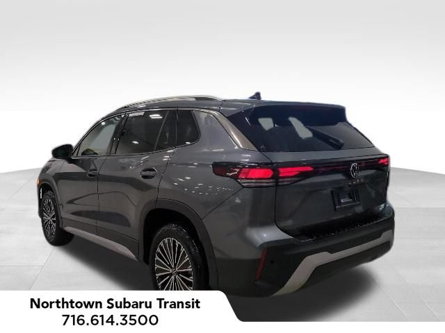 Used 2025 Volkswagen Tiguan S AWD/4WD image 3