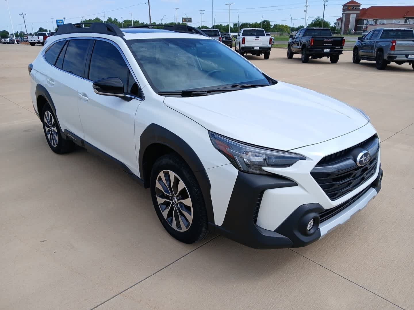 Used 2024 Subaru Outback Limited AWD/4WD image 8