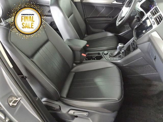 Certified 2024 Volkswagen Tiguan SE w/ Panoramic Sunroof Package image 26