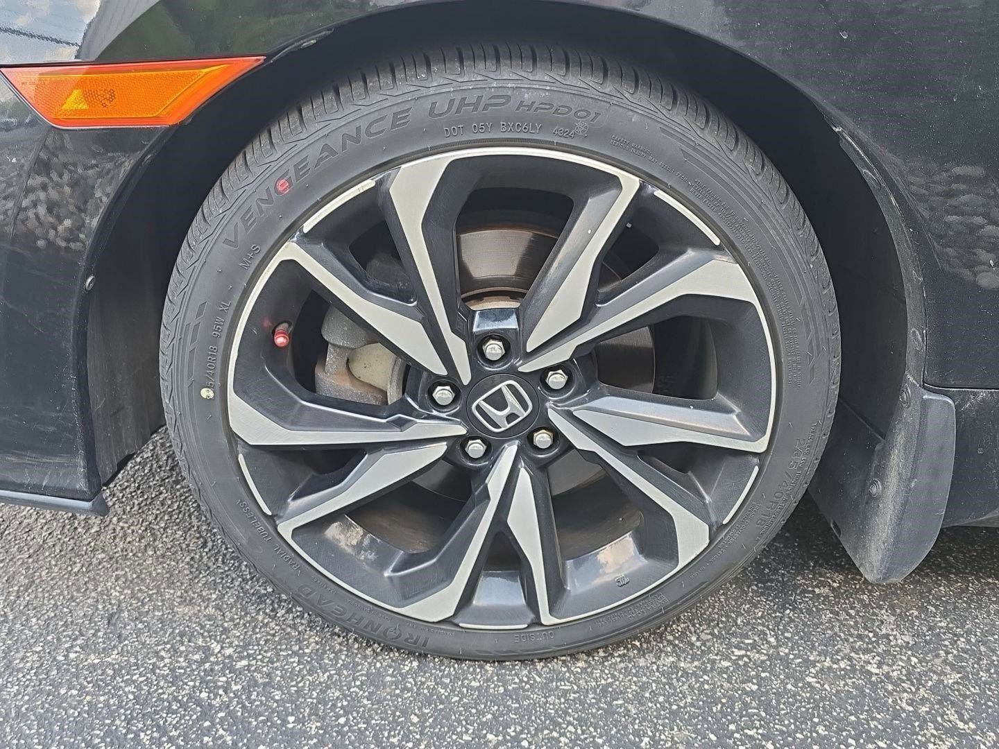 Used 2018 Honda Civic Si image 5