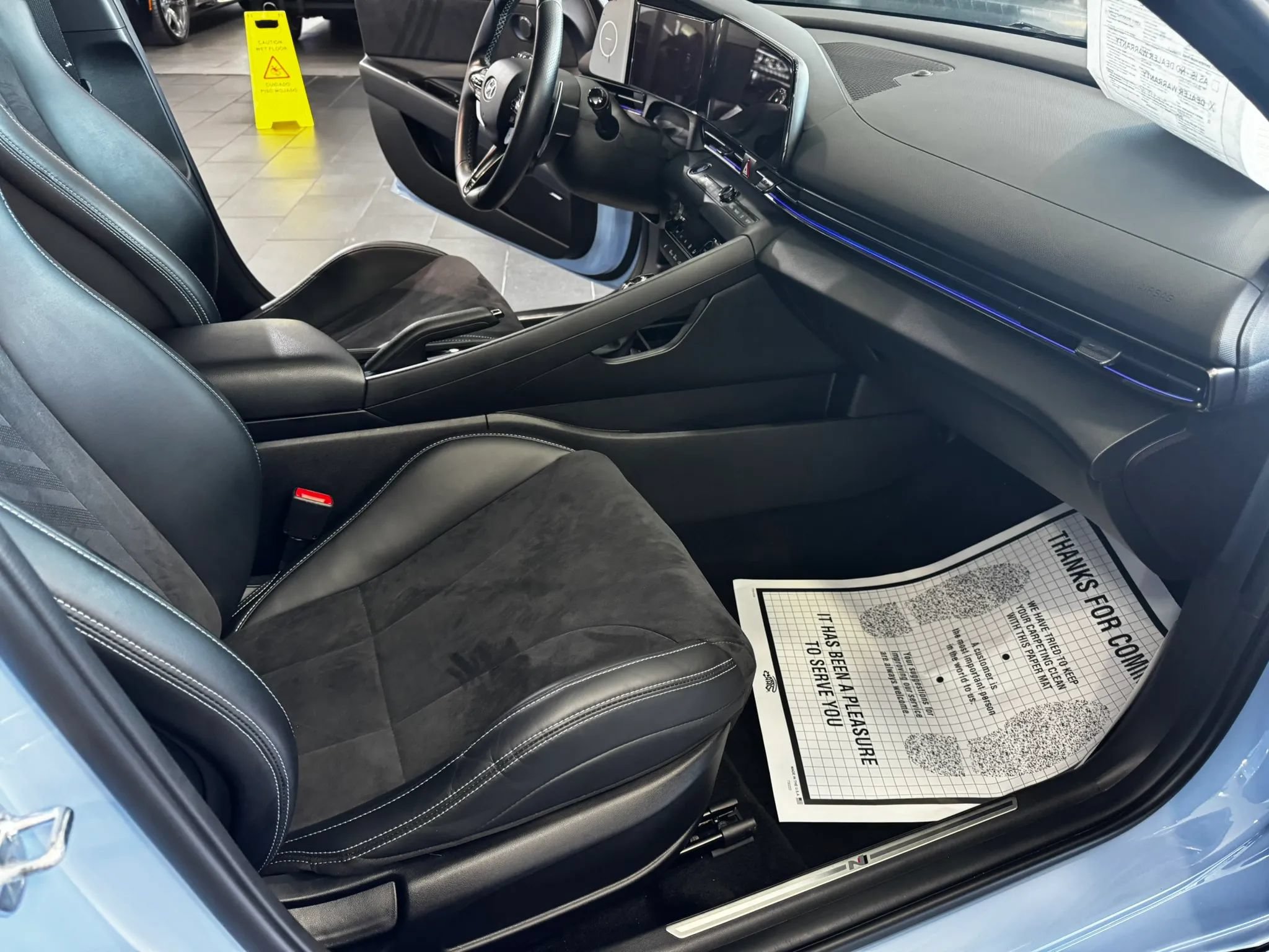 Used 2022 Hyundai Elantra N FWD image 12