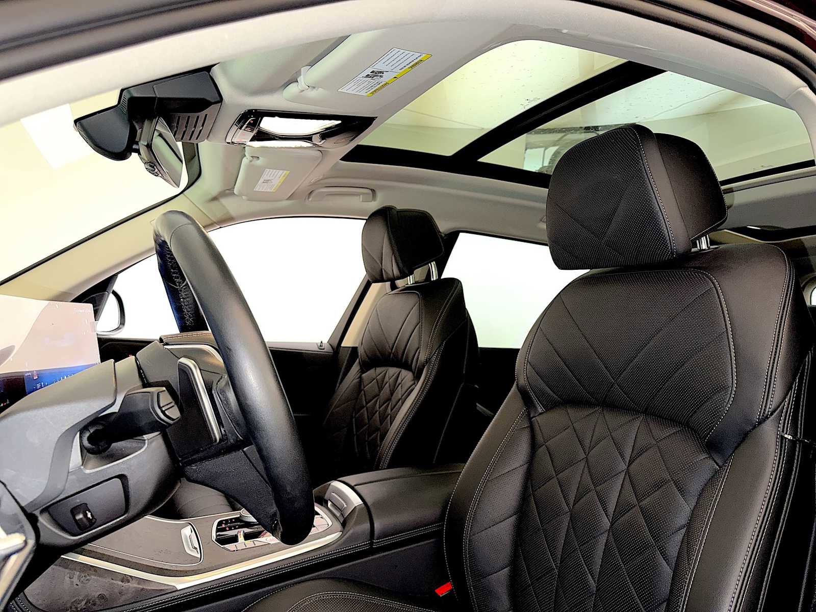 Certified 2024 BMW X7 xDrive40i w/ Premium Package image 20