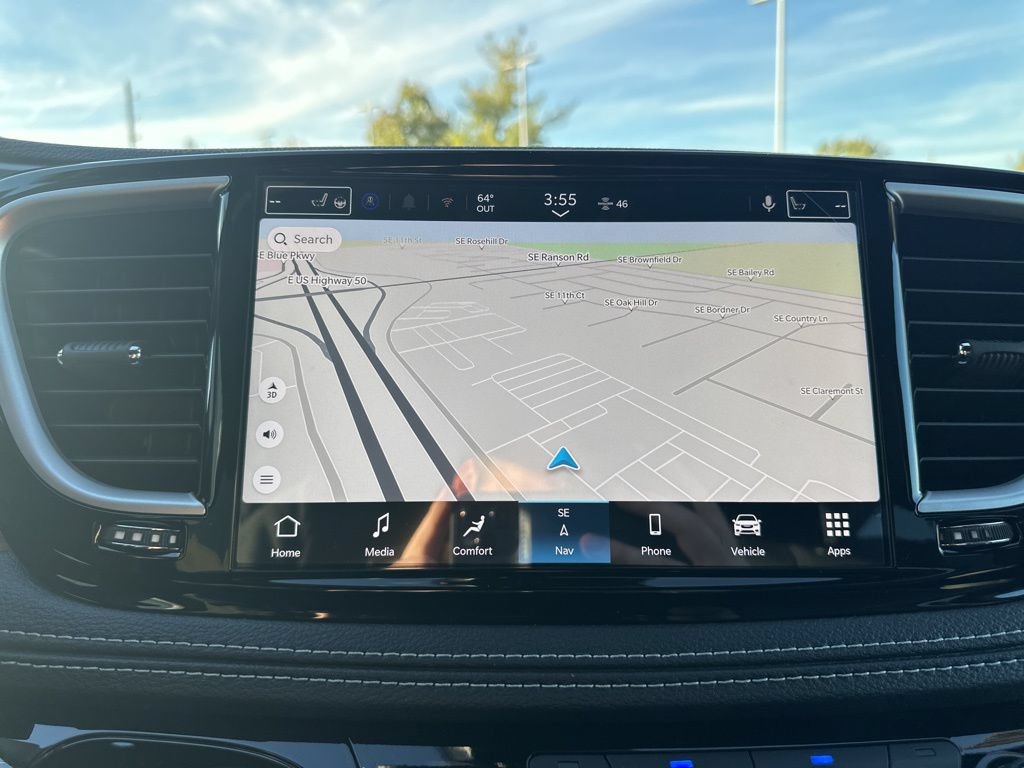 New 2026 Chrysler Pacifica Select FWD image 70