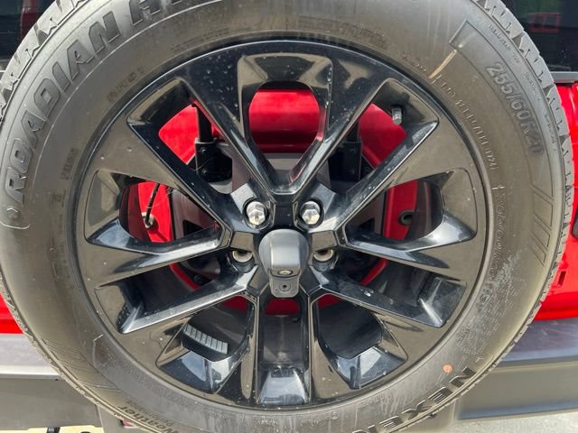 Certified 2025 Jeep Wrangler Unlimited Sahara AWD/4WD image 11