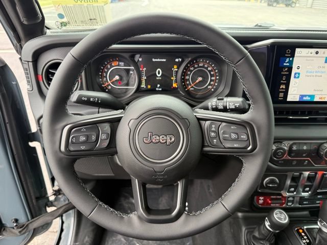 New 2026 Jeep Wrangler Rubicon w/ Xtreme 35 Tire Package AWD/4WD image 15
