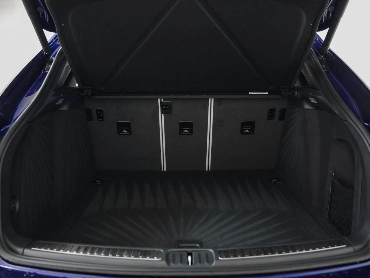 New 2025 Porsche Macan image 16