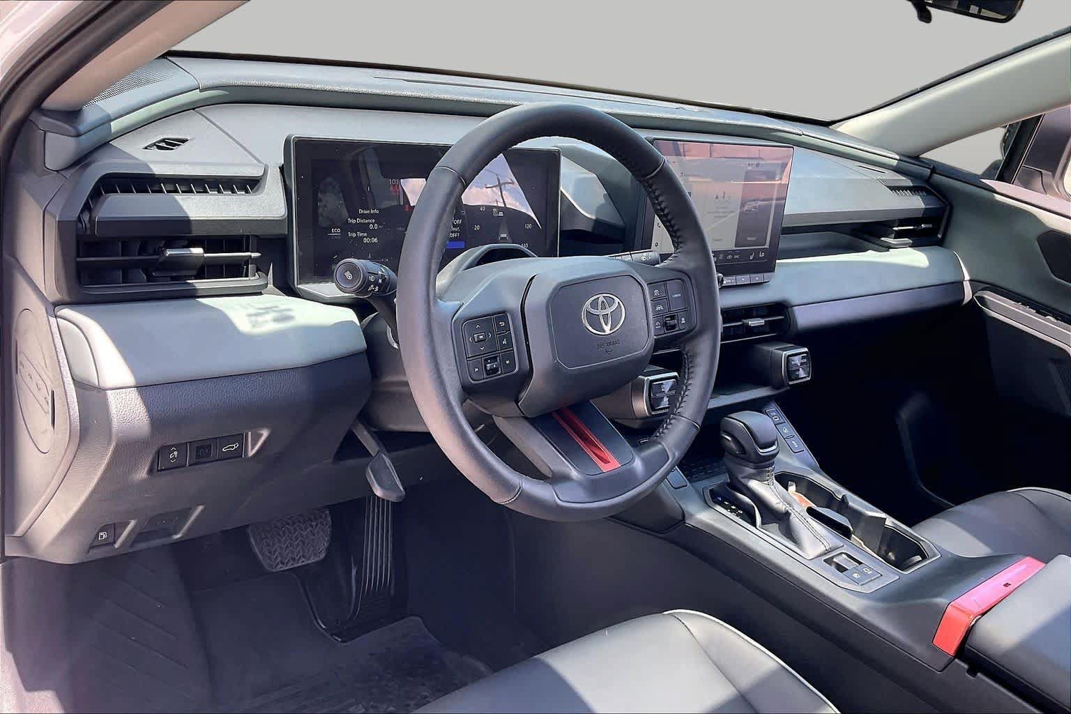 Used 2026 Toyota RAV4 AWD image 17