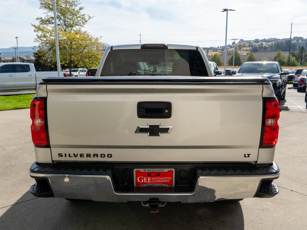 Used 2018 Chevrolet Silverado 1500 LT w/ Trailering Package AWD/4WD image 6