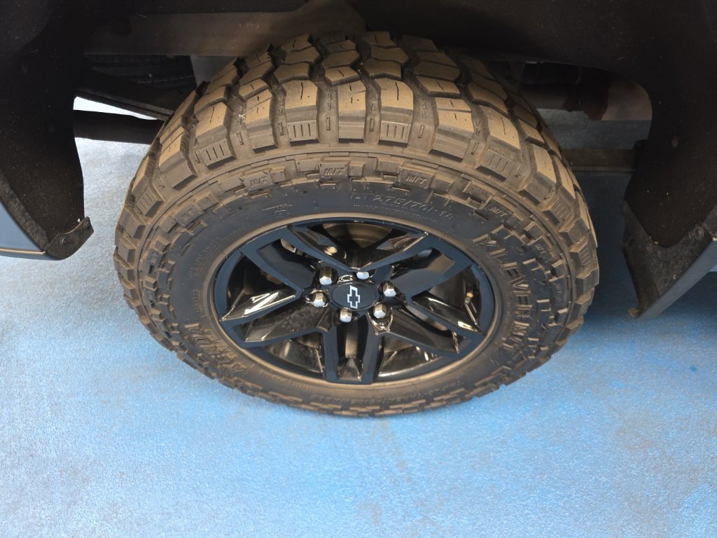 Certified 2020 Chevrolet Silverado 1500 LT Trail Boss AWD/4WD image 13
