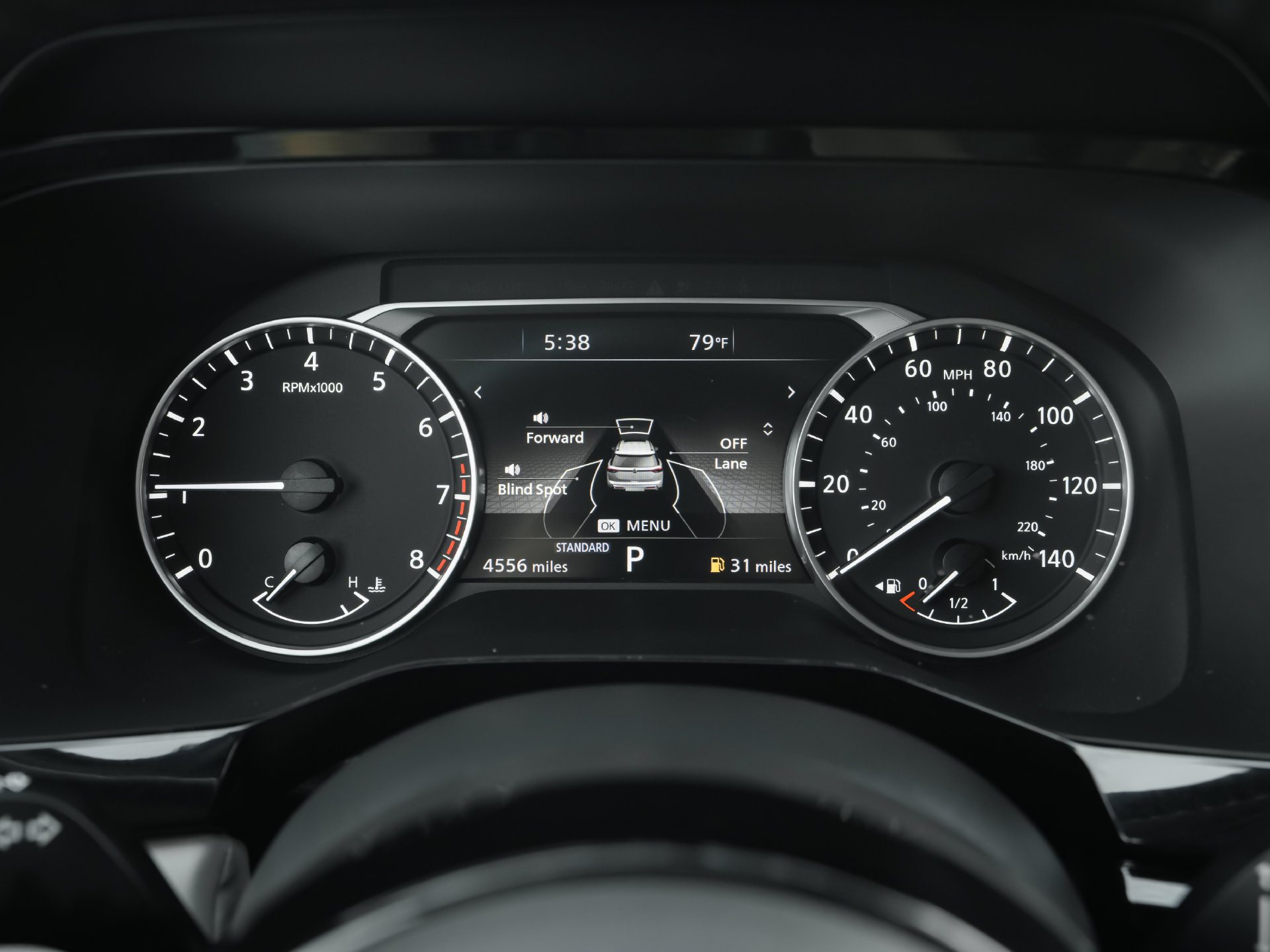 Used 2025 Nissan Pathfinder SL FWD image 13