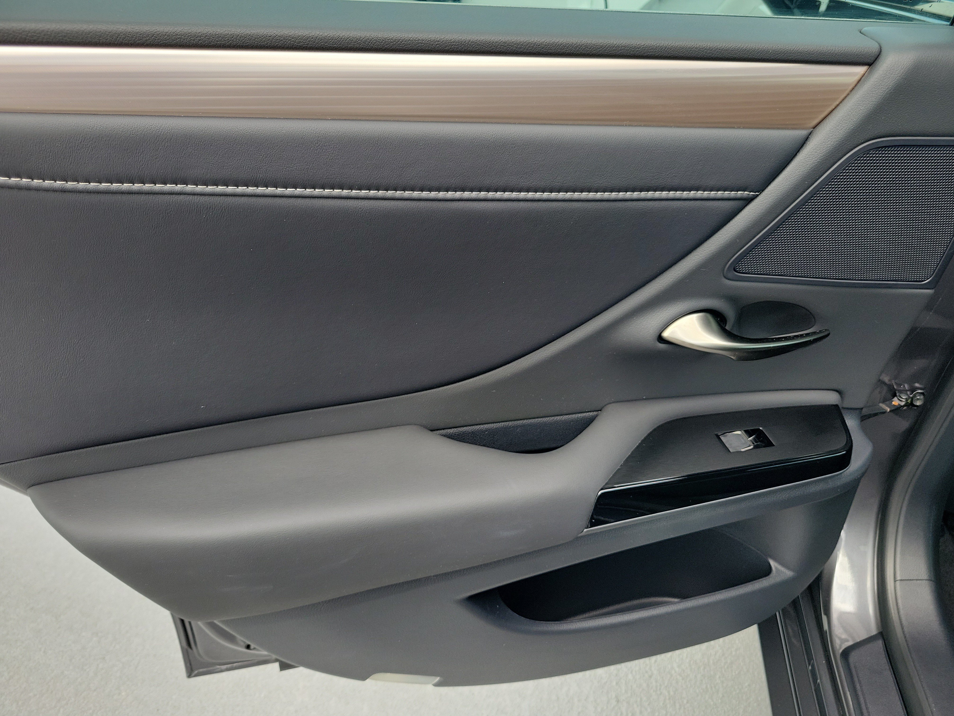 Certified 2023 Lexus ES 350 F Sport FWD image 11