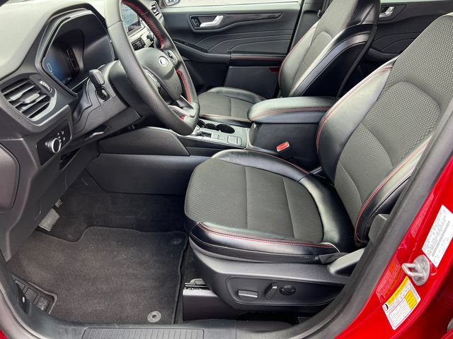 Used 2025 Ford Escape ST-Line AWD/4WD image 22