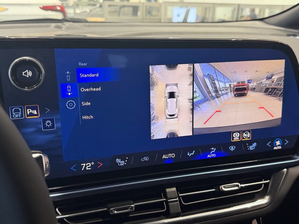 New 2026 Chevrolet Equinox EV LT w/ LPO, Blackout Package FWD image 12