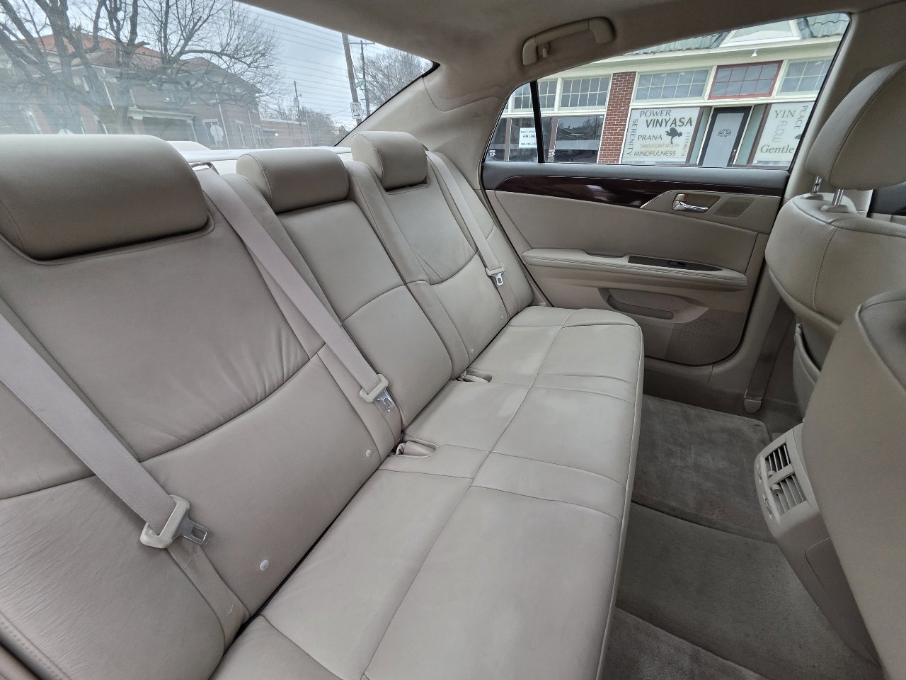 Used 2008 Toyota Avalon XLS image 11