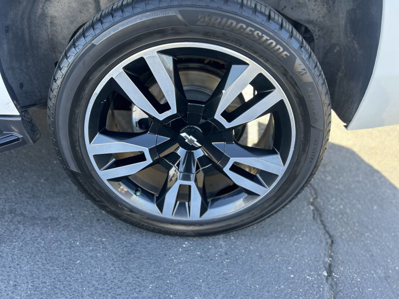 Used 2018 Chevrolet Tahoe Premier w/ RST Edition image 8