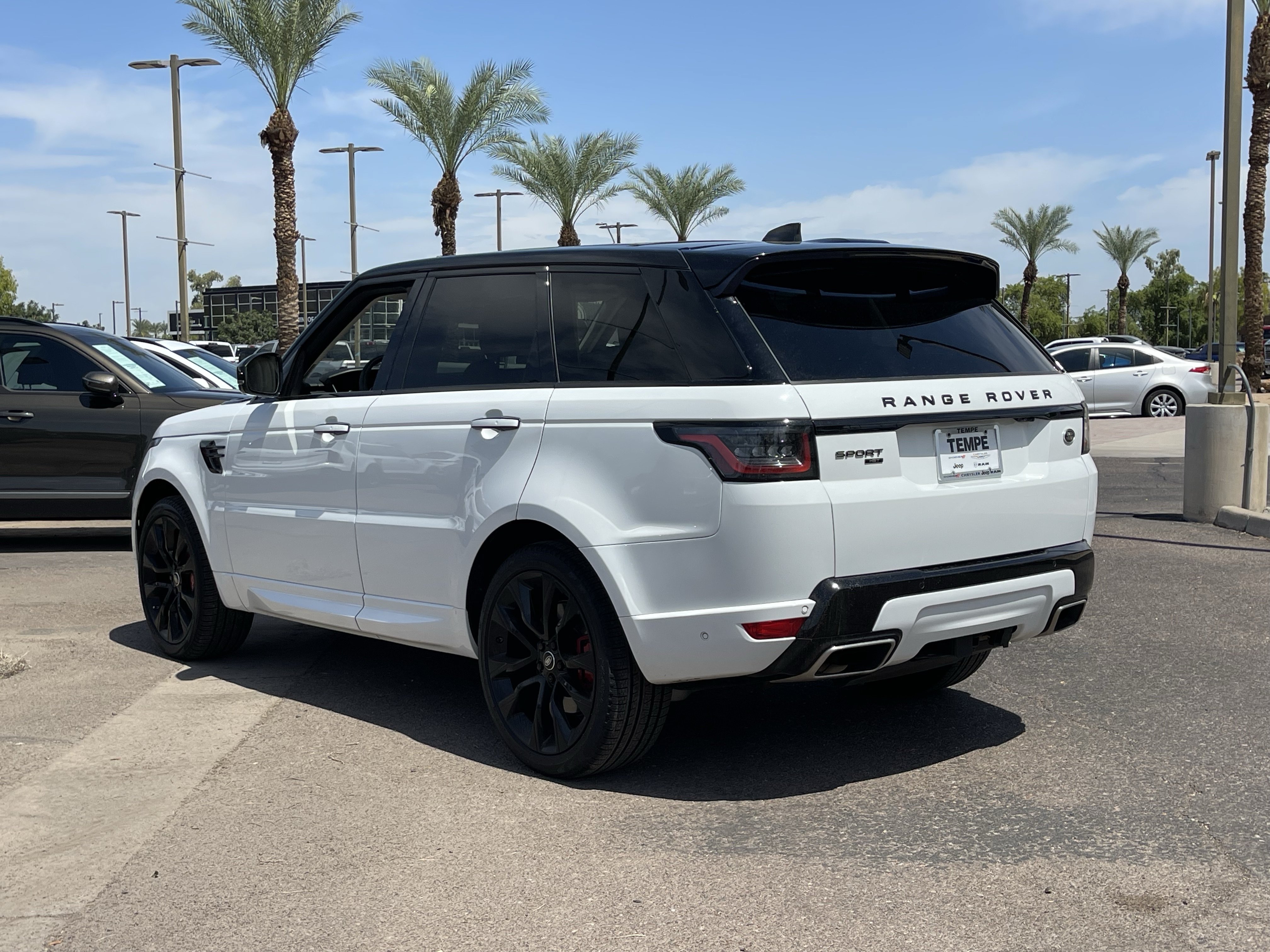Used 2021 Land Rover Range Rover Sport HST AWD/4WD image 4