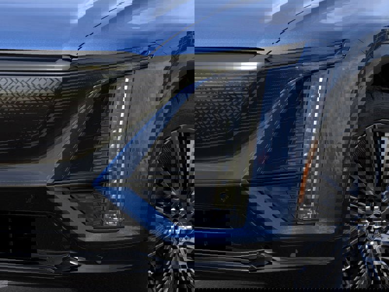 New 2025 Cadillac Lyriq Sport image 10