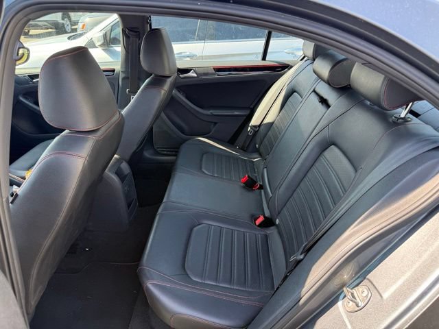 Used 2017 Volkswagen Jetta GLI FWD image 7