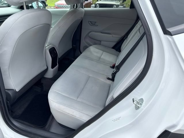 Used 2025 Hyundai Kona SEL AWD/4WD image 20