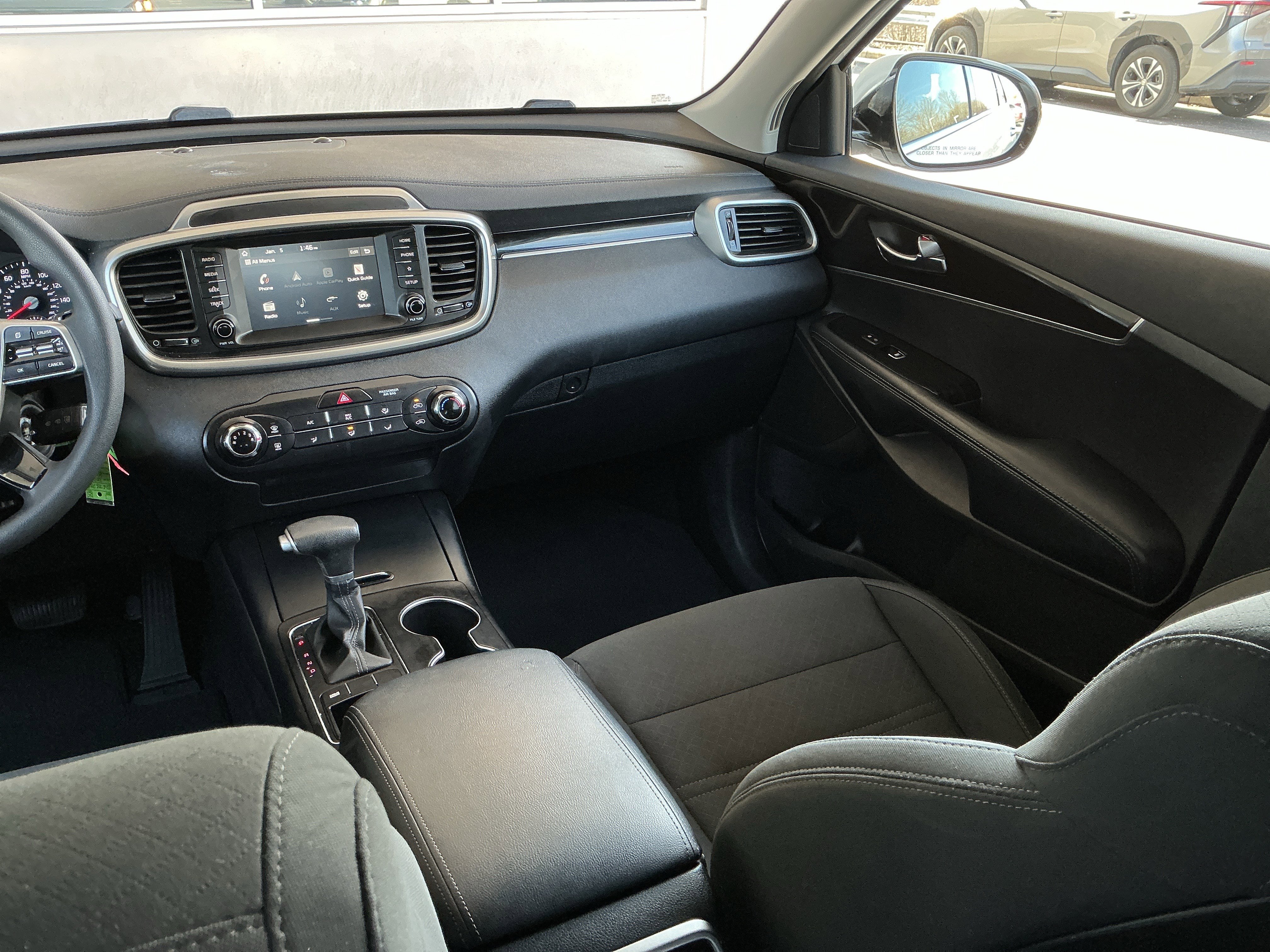 Used 2020 Kia Sorento LX image 16