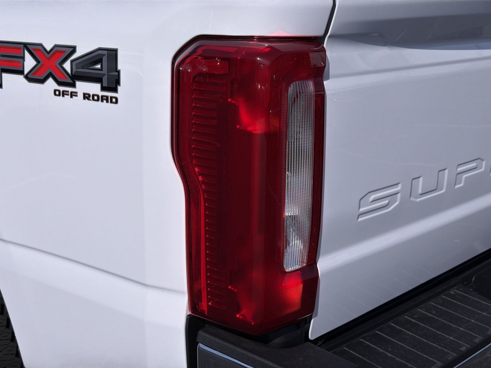 New 2027 Ford F350 XL w/ FX4 Off-Road Package AWD/4WD image 17