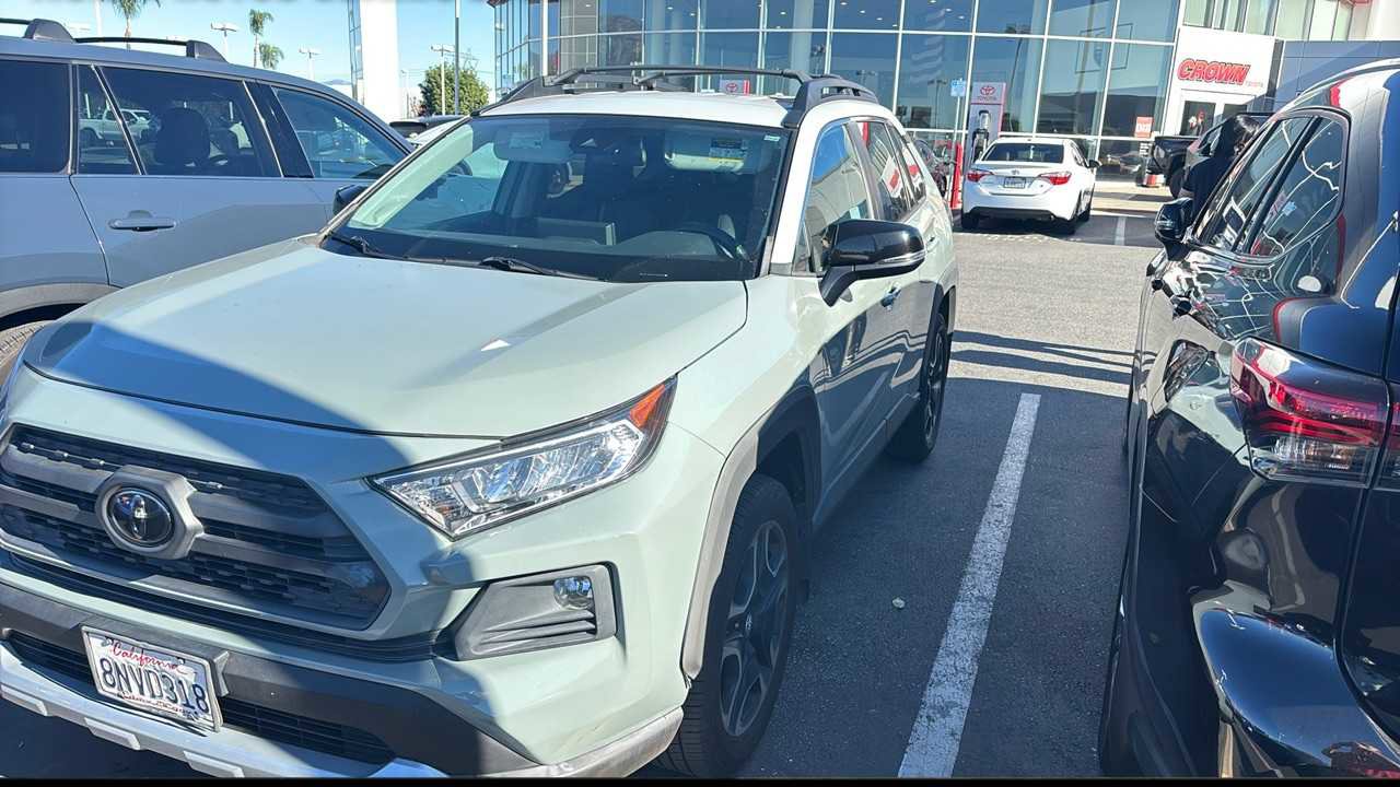 Used 2020 Toyota RAV4 Adventure image 1