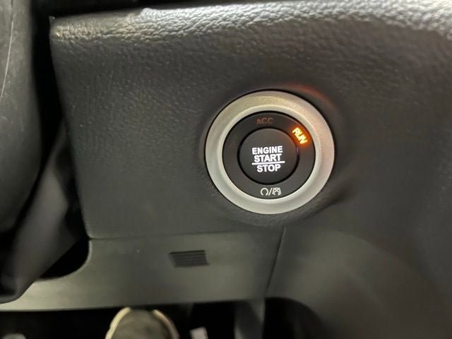 New 2026 Chrysler Pacifica Select AWD/4WD image 15
