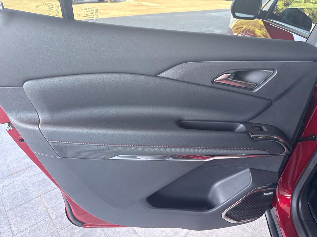 Used 2026 Chevrolet Traverse RS w/ LPO, Floor Liner Package FWD image 45