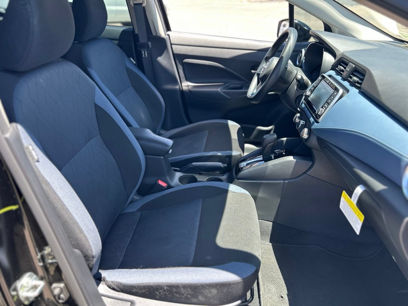 Used 2025 Nissan Versa SV w/ Trunk Package FWD image 10