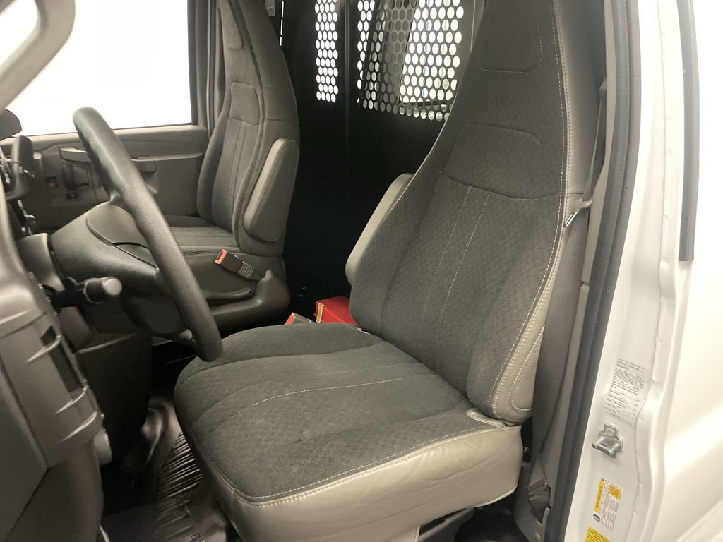 Used 2025 GMC Savana 2500 w/ Driver Convenience Package RWD image 11
