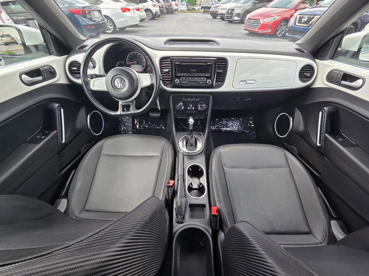 Used 2013 Volkswagen Beetle 2.5 FWD image 22