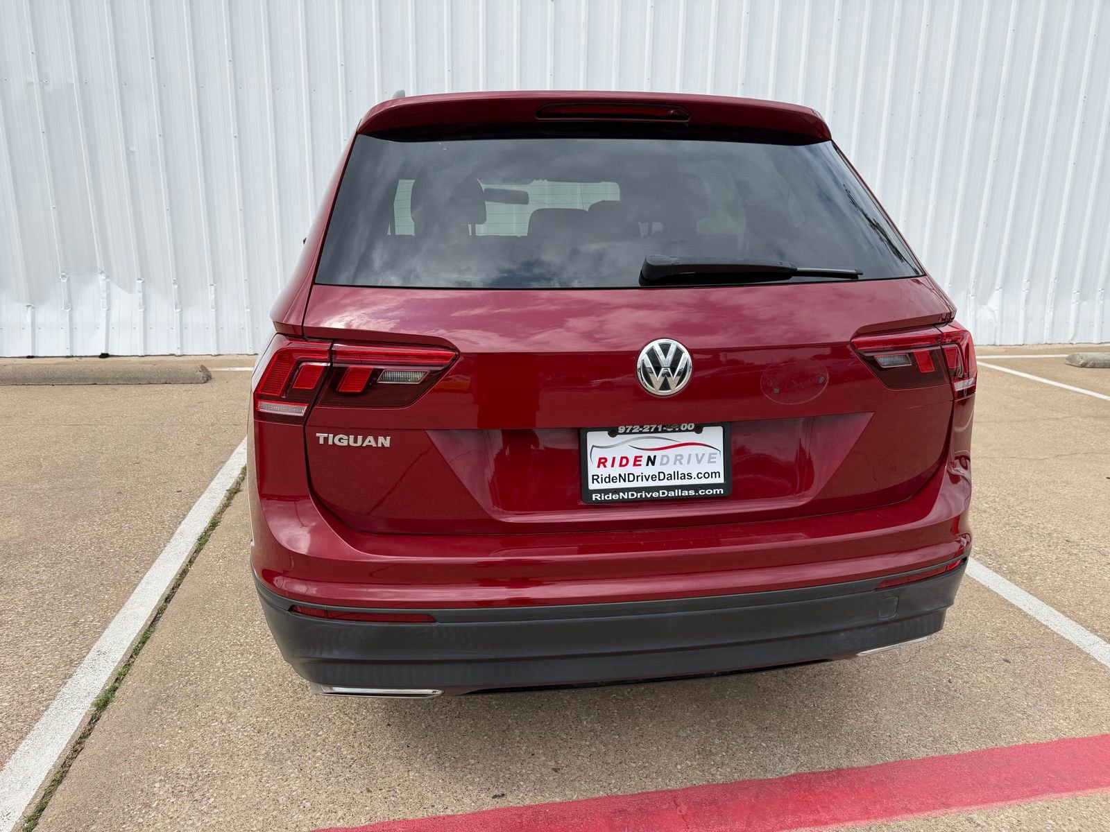 Used 2019 Volkswagen Tiguan S FWD image 5