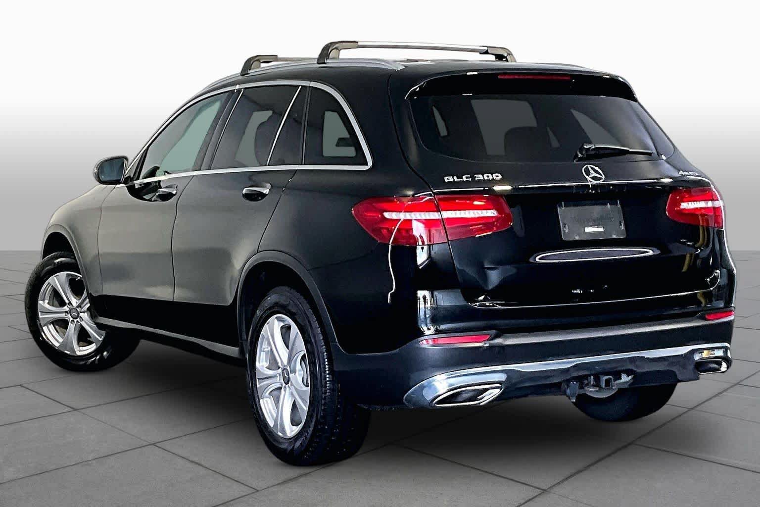 Used 2017 Mercedes-Benz GLC 300 4MATIC image 12
