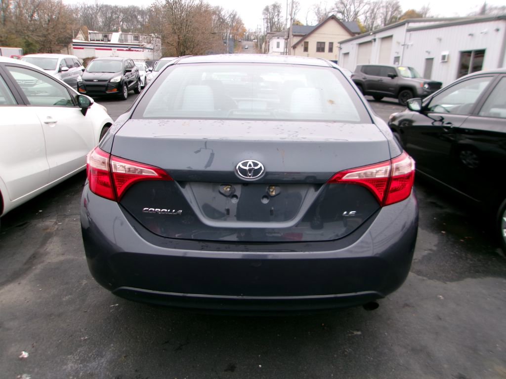 Used 2017 Toyota Corolla LE w/ Carpet Mat Package (TMS) image 4