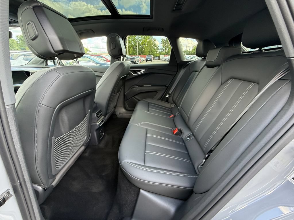 Used 2025 Audi Q4 e-tron Premium Plus RWD image 24