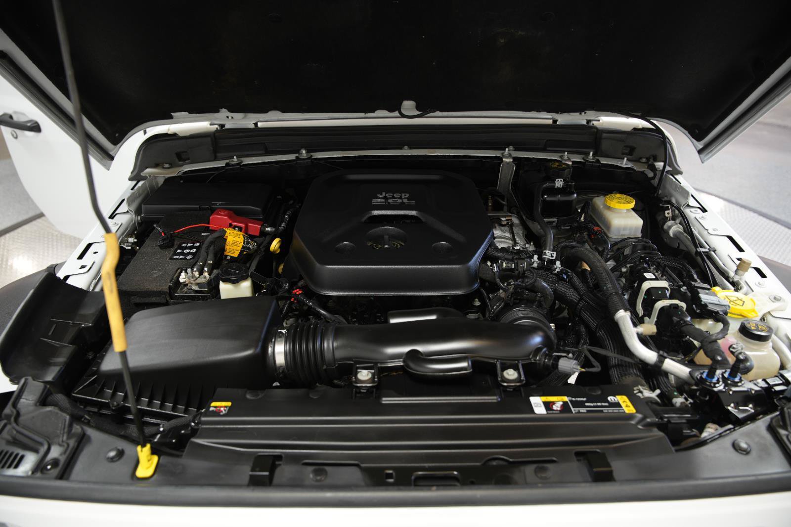 Used 2022 Jeep Wrangler Unlimited Sport AWD/4WD image 37