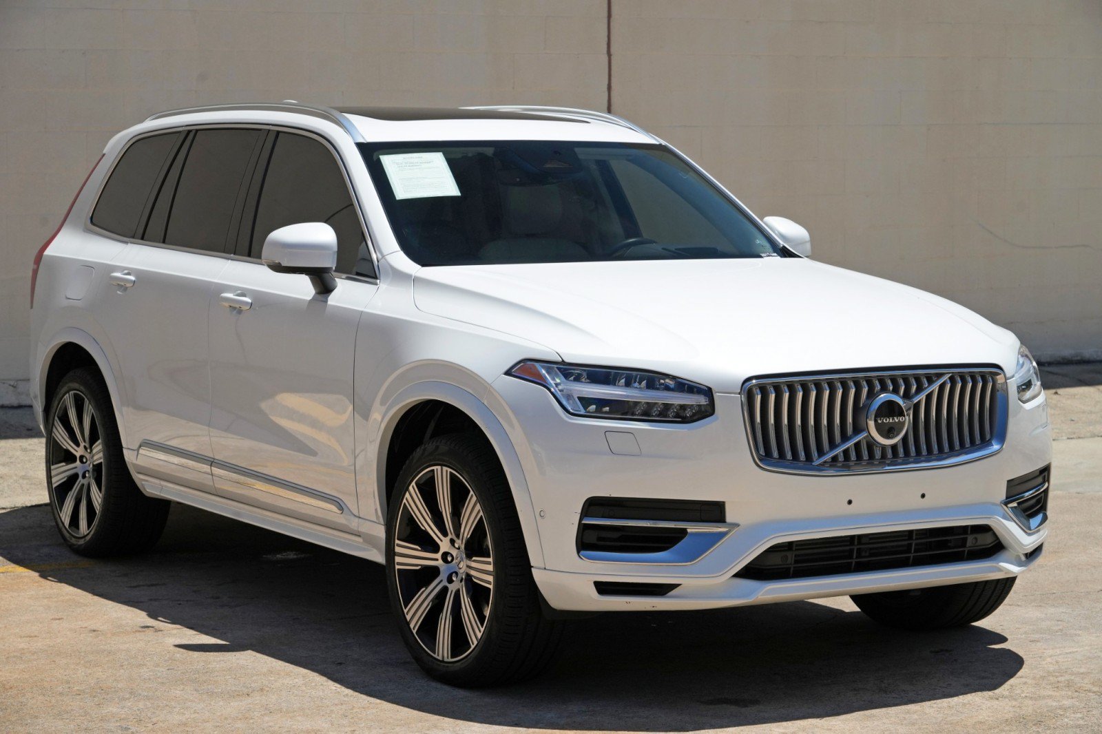 Used 2025 Volvo XC90 T8 Ultra w/ Protection Package Premier AWD/4WD image 59