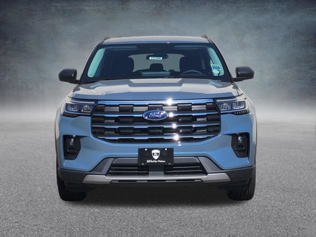 New 2026 Ford Explorer Active w/ Active Comfort Package AWD/4WD image 2