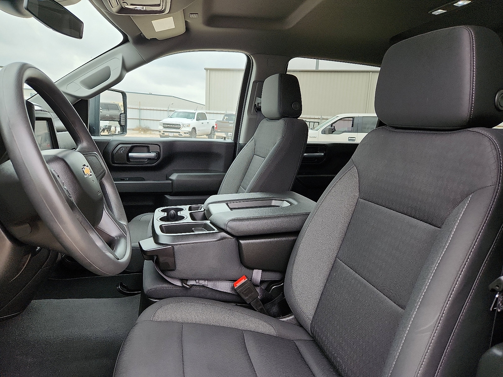 Used 2025 Chevrolet Silverado 2500 Custom w/ Custom Convenience Package image 13